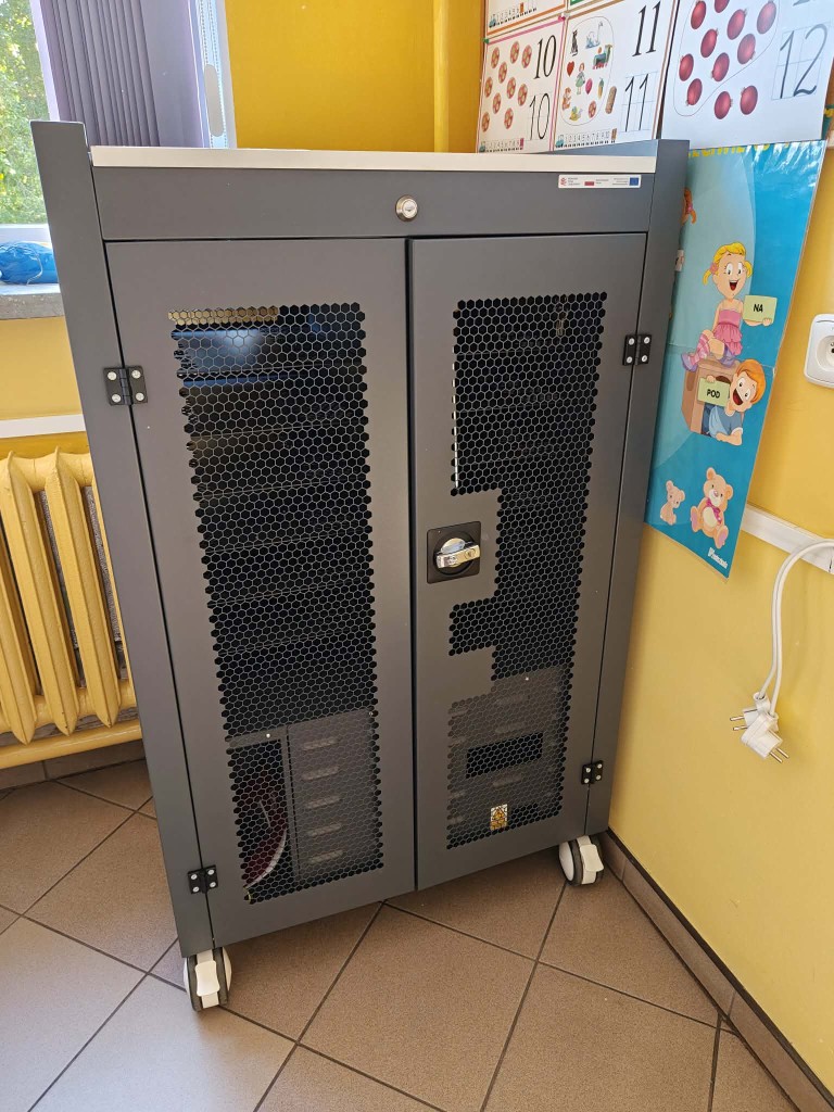 Remonty i informatyzacja szkół priorytetem tych wakacji - zdjęcie 6